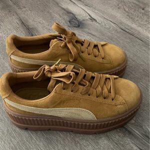 Fenty Rihanna puma platform women’s size 7 shoes